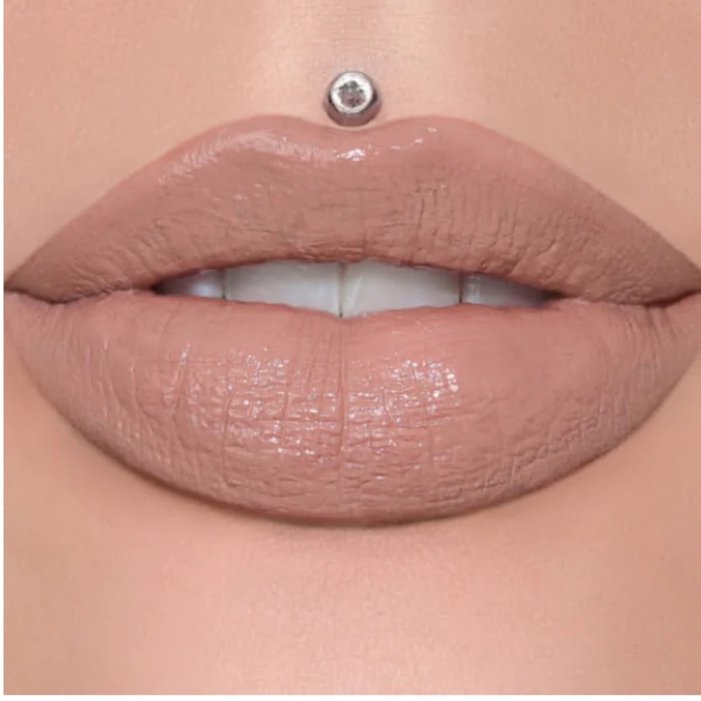 BLOW MY CANDLES Jeffree Star Supreme Gloss Full Pigment